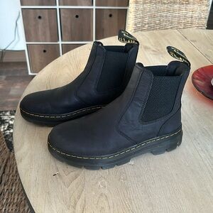Dr Martens Black Chelsea Boot